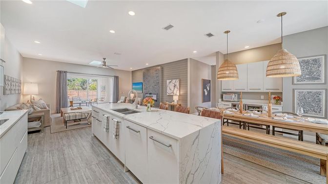 Dining room, Interior, Kitchen, Living room, Pendant Lights, Recessed Lighting