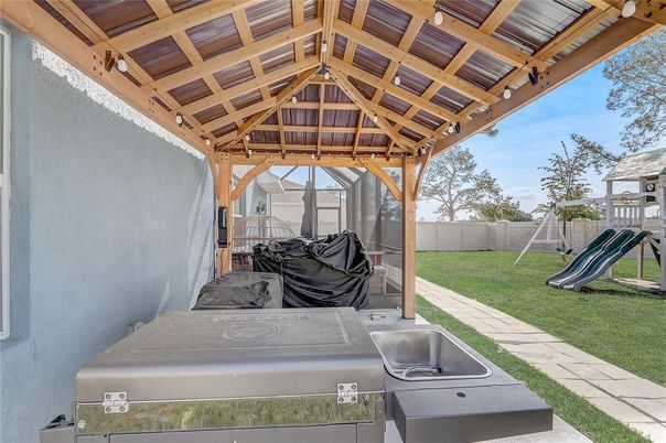 Backyard, Exterior, Playground