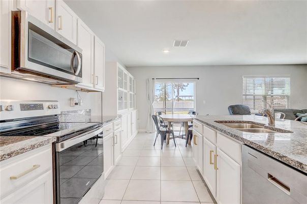 Dining room, Interior, Kitchen, Recessed Lighting