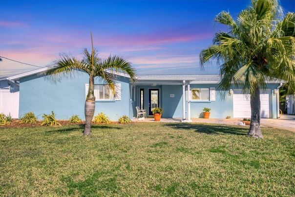 Attached, Backyard, Exterior, Facade, Ranch