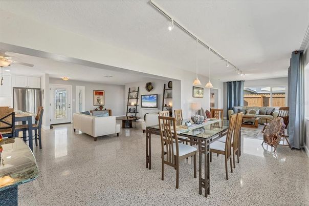 Dining room, Interior, Kitchen, Living room, Pendant Lights, Stainless Steel Appliances