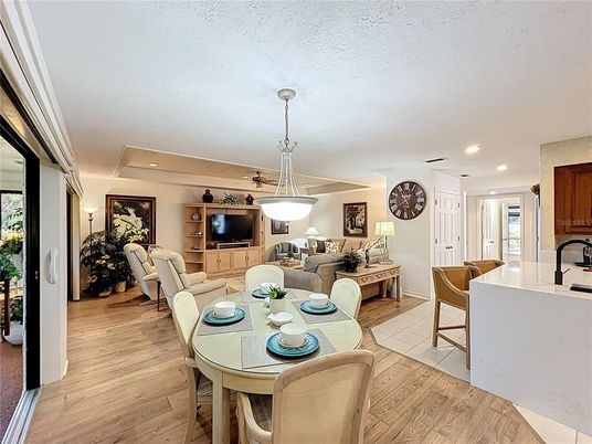 Dining room, Interior, Kitchen, Living room, Pendant Lights, Recessed Lighting, Wood Texture Flooring