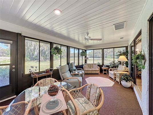 Interior, Living room, Recessed Lighting, Sun Room