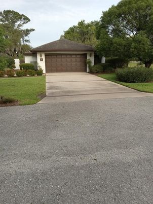 Attached, Exterior, Facade, Ranch
