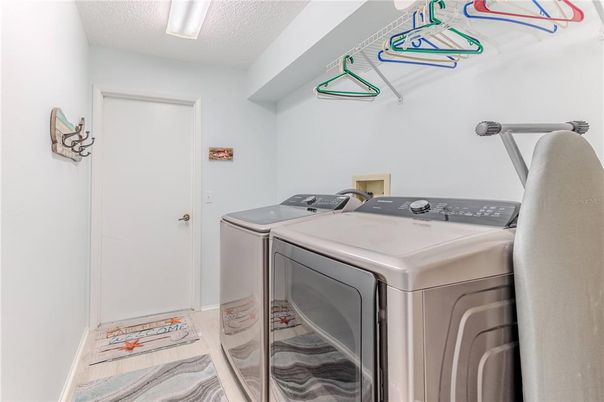 Interior, Washer