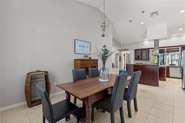 Dining room, Interior, Kitchen, Pendant Lights, Recessed Lighting