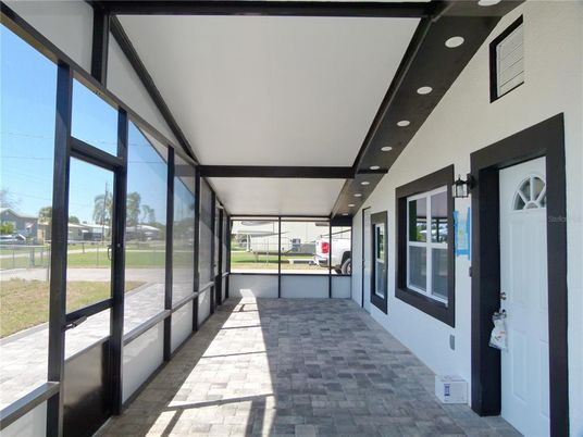 Interior, Recessed Lighting, Sun Room
