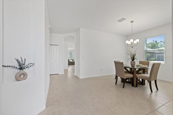 Chandelier, Dining room, Interior