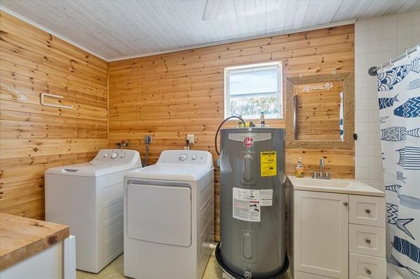 Interior, Washer, Wooden Walls