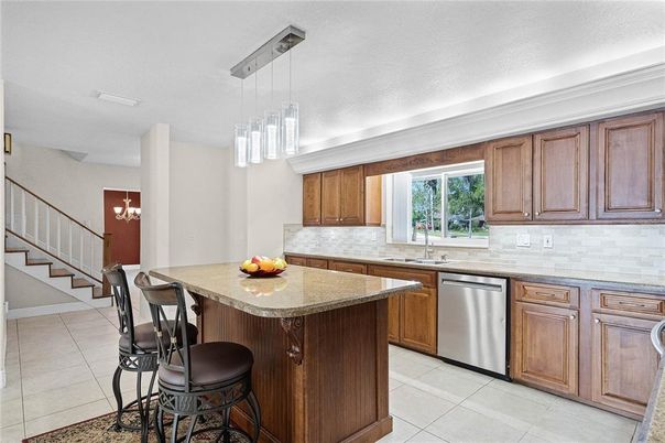Interior, Kitchen, Pendant Lights, Stainless Steel Appliances