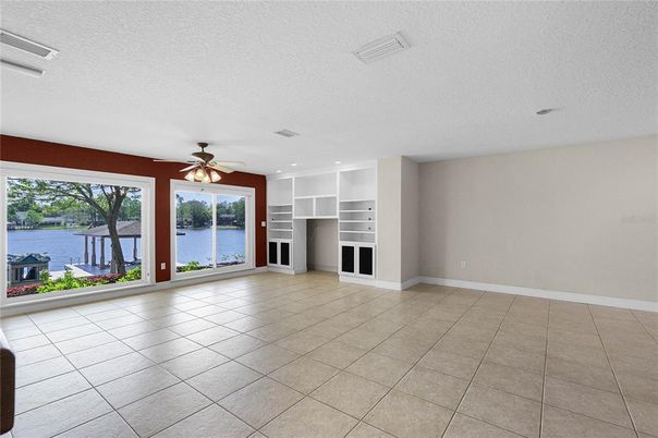 Empty room, Interior, Recessed Lighting, Water
