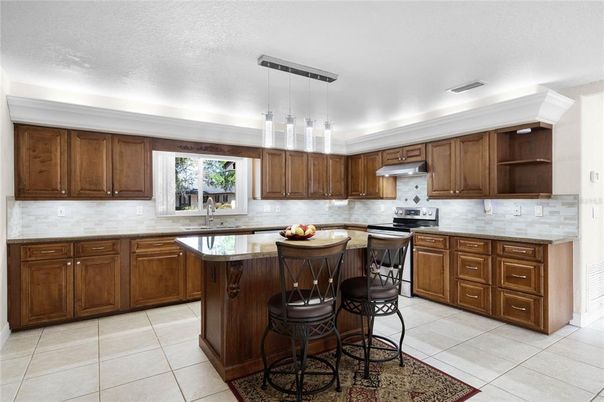 Interior, Kitchen, Pendant Lights, Stainless Steel Appliances