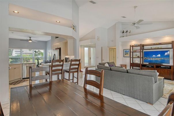 Dining room, Interior, Kitchen, Living room, Recessed Lighting