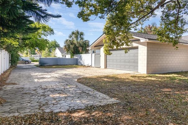 Backyard, Detached Garage, Exterior