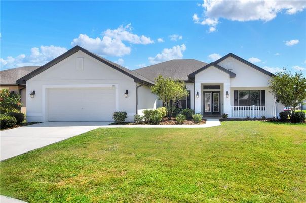 Attached, Exterior, Facade, Ranch