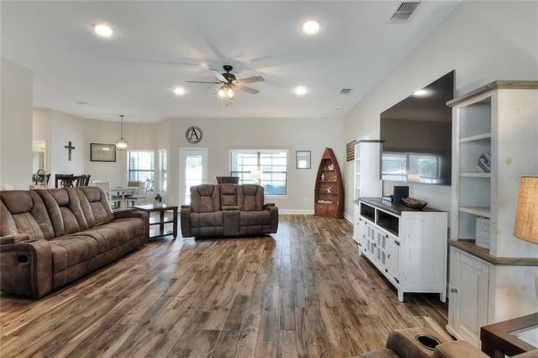 Dining room, Interior, Living room, Pendant Lights, Recessed Lighting, Wood Texture Flooring