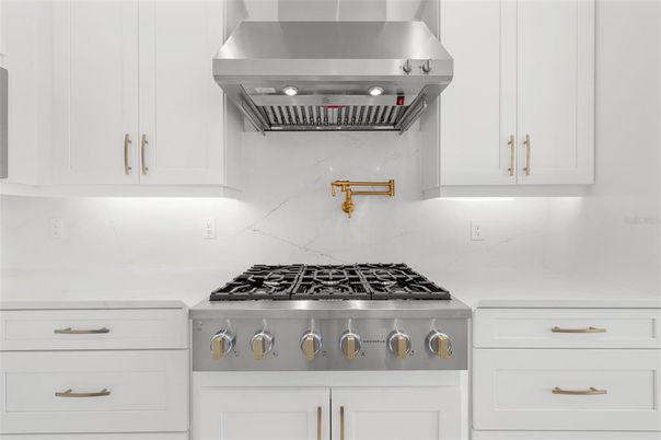 Interior, Kitchen, Stainless Steel Appliances