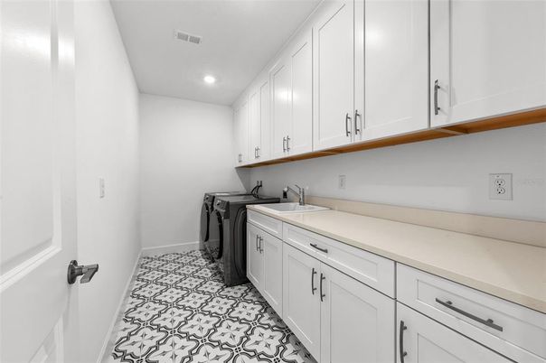 Interior, Recessed Lighting, Washer