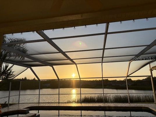 Glass Ceilings, Interior, Sun Room, Water