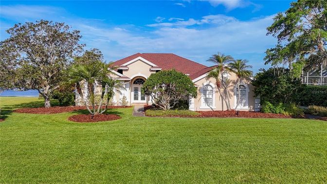 Backyard, Exterior, Facade, French Provincial