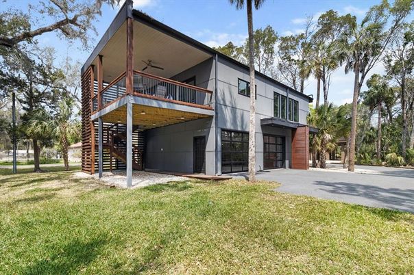 Attached, Backyard, Exterior, Facade, Modern