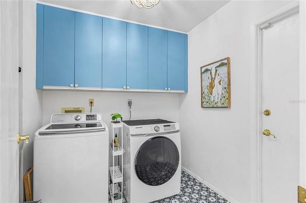 Interior, Washer