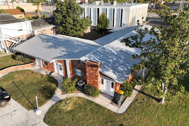 Exterior, Drone