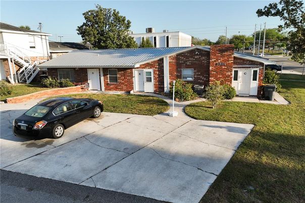 Exterior, Facade, Brick Facade, Modern