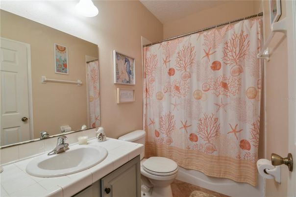 Bathroom, Interior, Tile Countertops