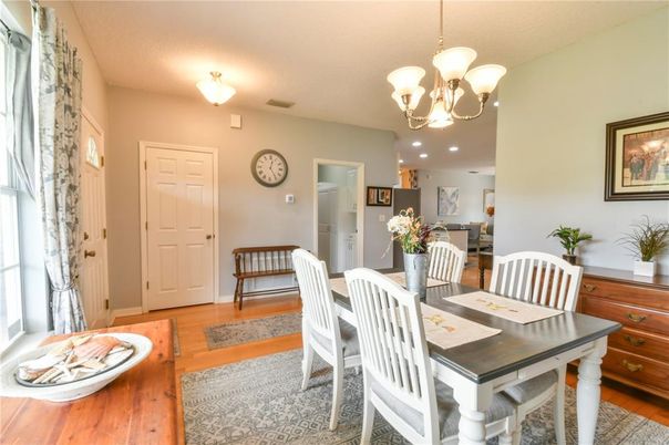 Chandelier, Dining room, Interior, Recessed Lighting, Wood Texture Flooring