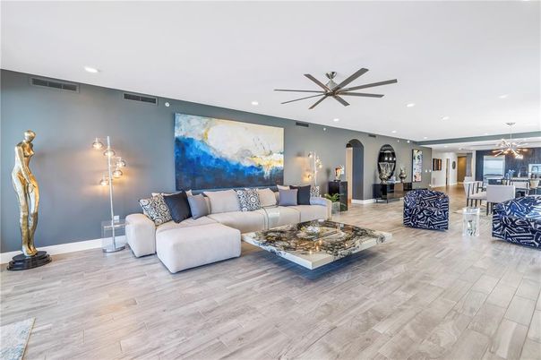 Dining room, Interior, Kitchen, Living room, Pendant Lights, Recessed Lighting, Wood Texture Flooring