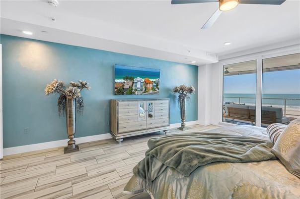 Bedroom, Interior, Recessed Lighting, Water, Wood Texture Flooring