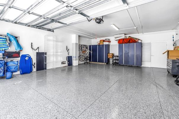 Garage, Interior, Washer