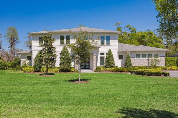 Backyard, Exterior, Facade, Split Level