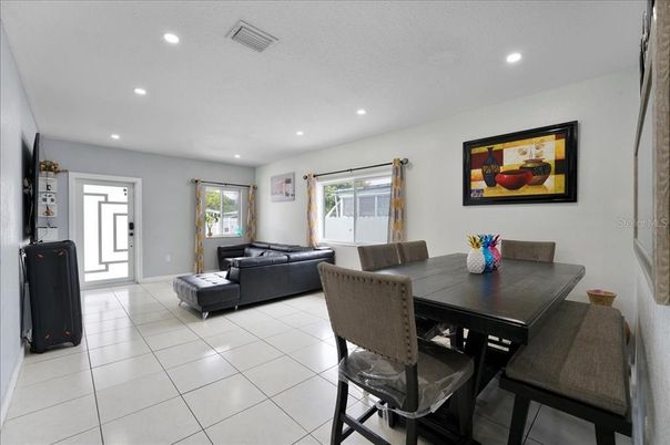 Dining room, Interior, Living room, Recessed Lighting