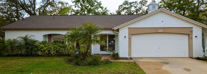 Attached, Exterior, Facade, Ranch