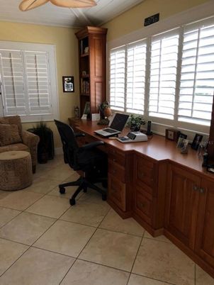 Home Office, Interior