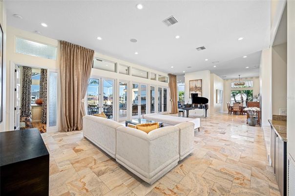Dining room, Interior, Living room, Pendant Lights, Piano, Recessed Lighting