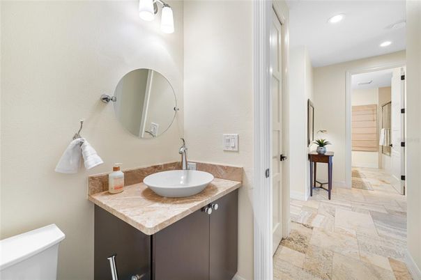 Bathroom, Dual Sink Vanities, Interior, Recessed Lighting