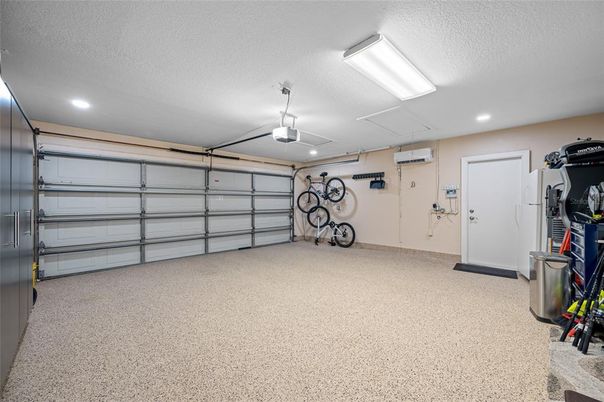 Fitness Equipment, Garage, Interior, Recessed Lighting