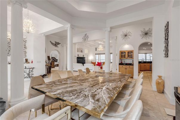 Chandelier, Dining room, Interior