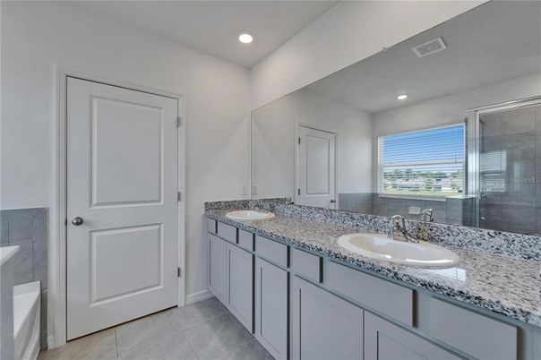 Bathroom, Dual Sink Vanities, Interior, Recessed Lighting