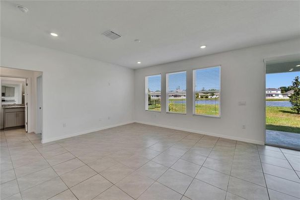 Empty room, Interior, Recessed Lighting