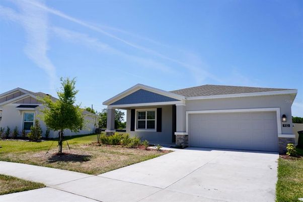 Attached, Exterior, Facade, Ranch