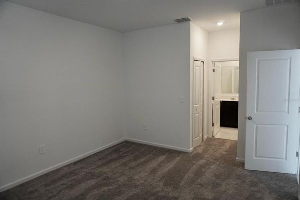 Bathroom, Empty room, Interior, Recessed Lighting