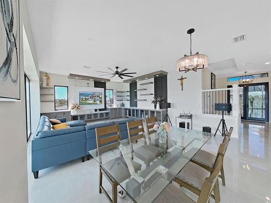 Dining room, Interior, Living room, Pendant Lights, Recessed Lighting