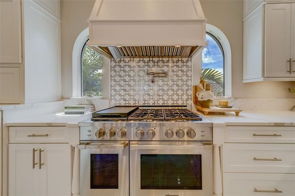 Interior, Kitchen, Stainless Steel Appliances