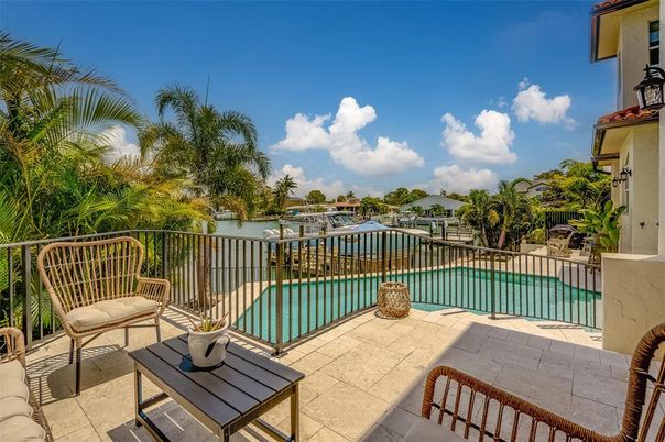 Exterior, Pool, Water