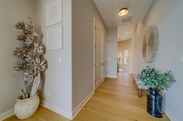 Interior, Pendant Lights, Recessed Lighting, Wood Texture Flooring