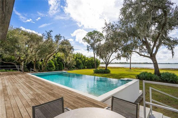 Exterior, Pool, Water